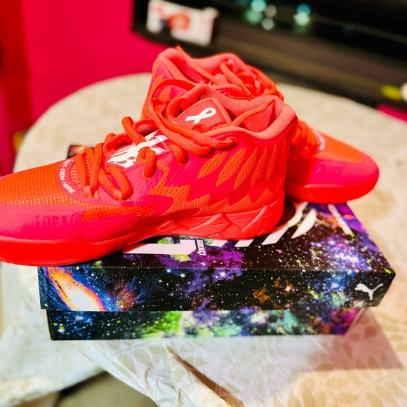 Jordan men breast cancer shoes size 10 - Picture 2 of 4